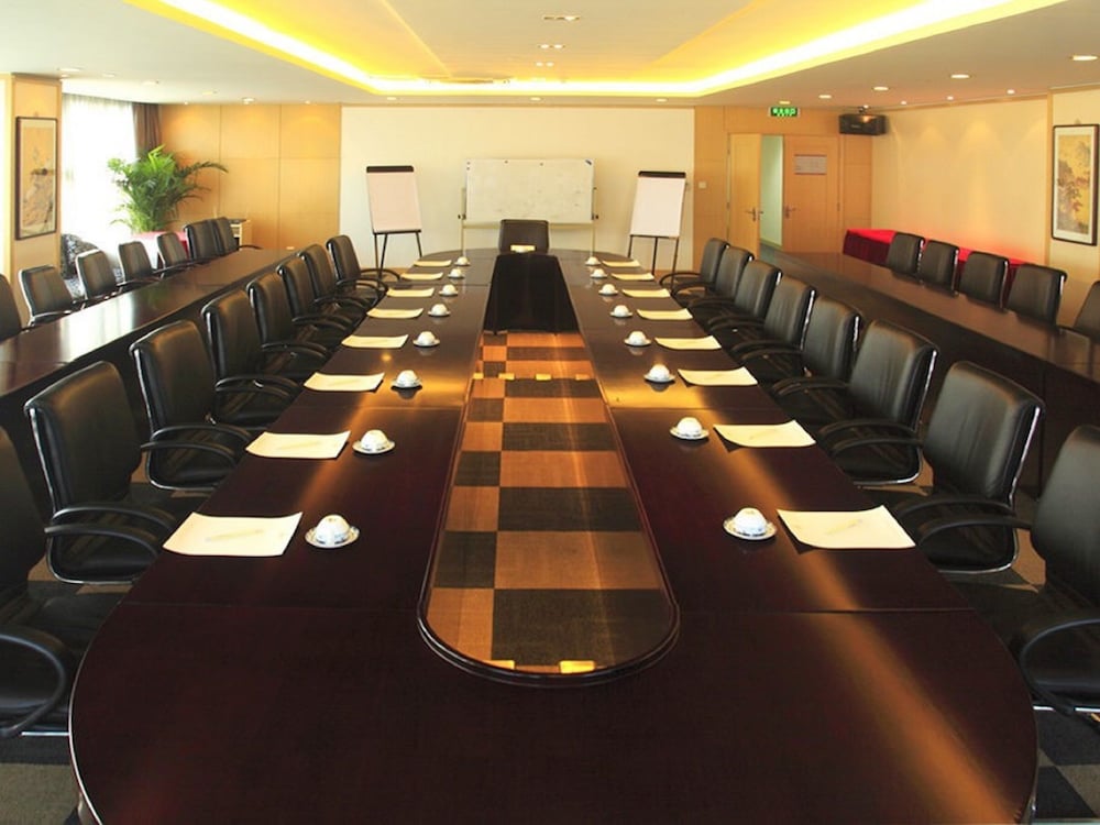 Beijing Guangming Hotel 34/39