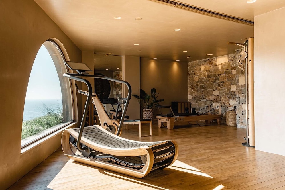 Acro Suites a Wellbeing Resort 27/50
