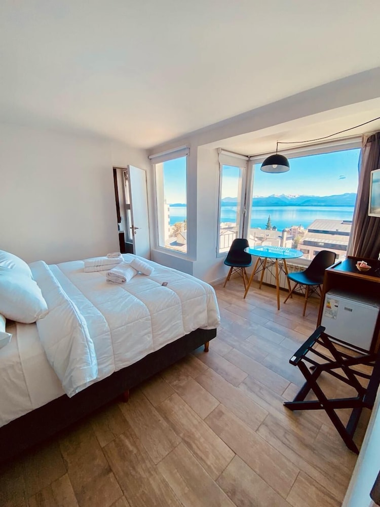 Hotel Patagonia Signature 8/31