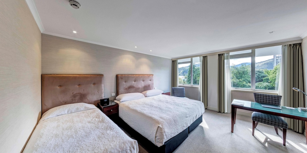 PREMIUM, DOUBLE OR TWIN BED