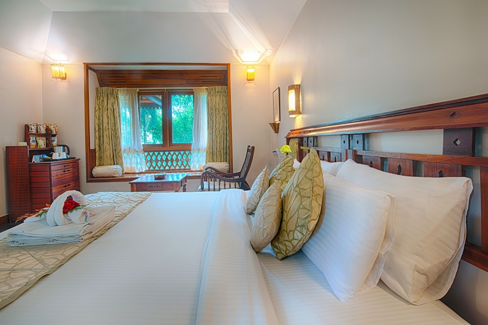 Green Woods Resort 28/70