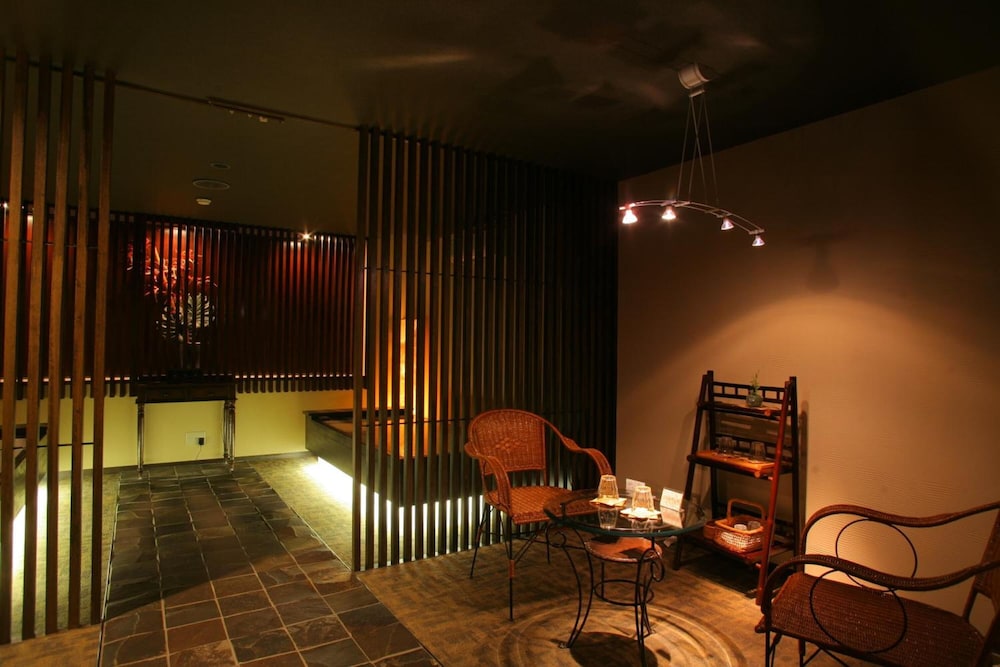 Yamashiro Onsen Ryokan Tatami 26/32
