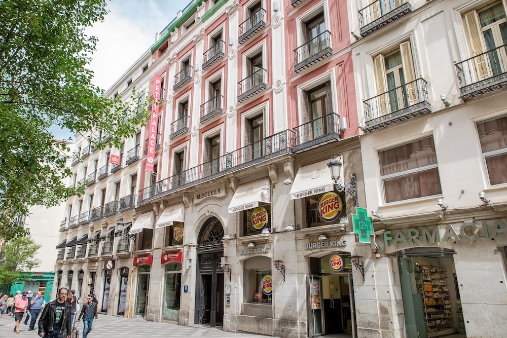PETIT PALACE PUERTA DEL SOL 8/66