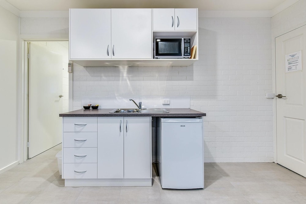 Allambi Holiday Apartments 23/44