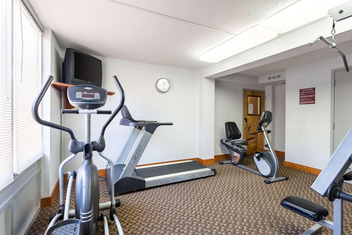 Studio 6 Suites Tupelo MS North 21/37