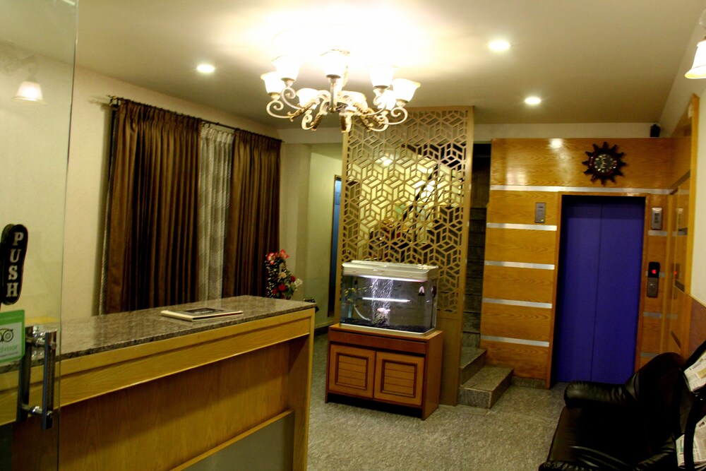 SUVARNA RESIDENCY 4/46