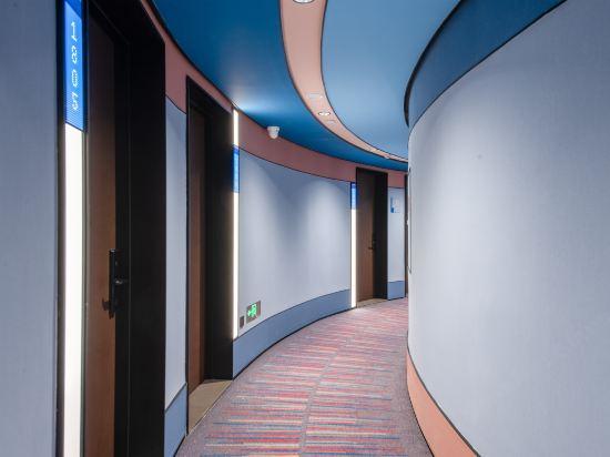 HanTing Hotel (Kunming Nanping Pedestrian Street Wangfujing) 10/12