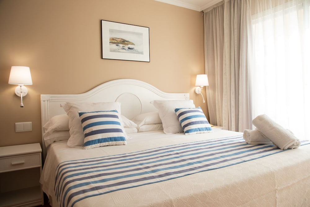 PREMIUM, SINGLE, DOUBLE BED