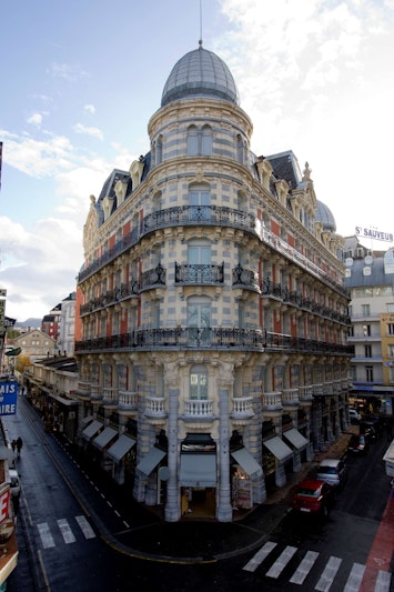 Grand Hotel Moderne 2/26