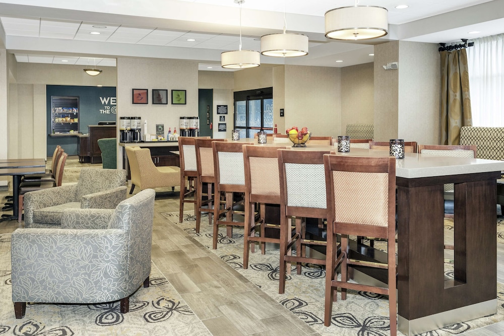 Hampton Inn Philadelphia/Voorhees 28/40