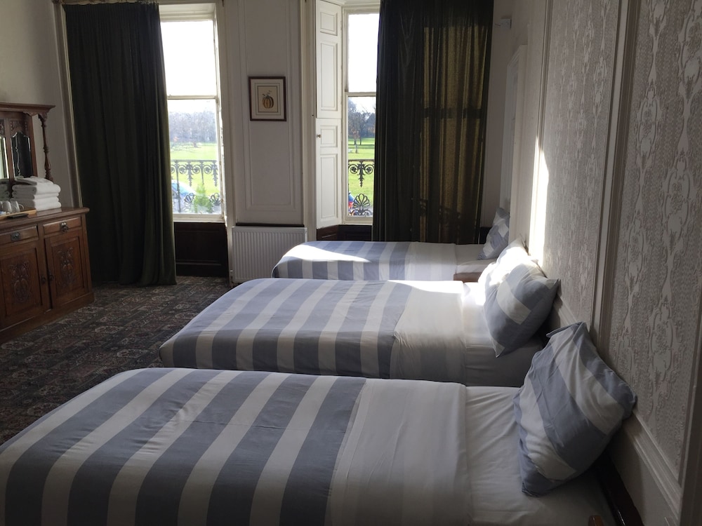 Adelphi Edinburgh Hotel 10/43