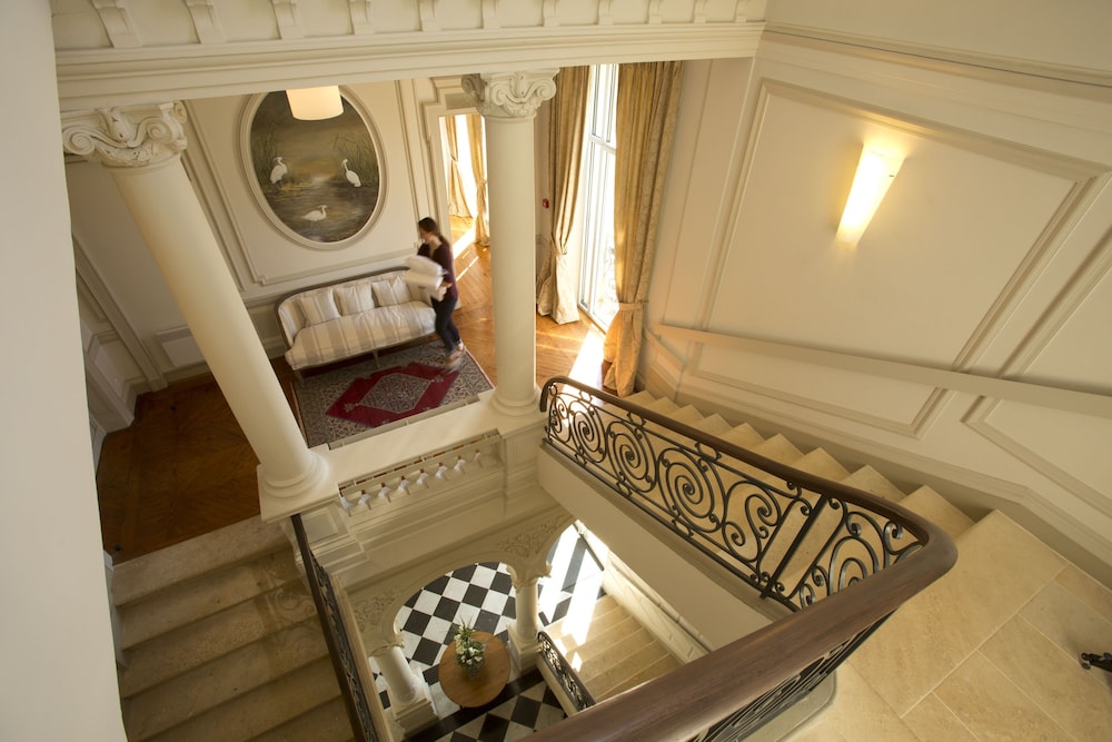 CHATEAU GRATTEQUINA 8/50