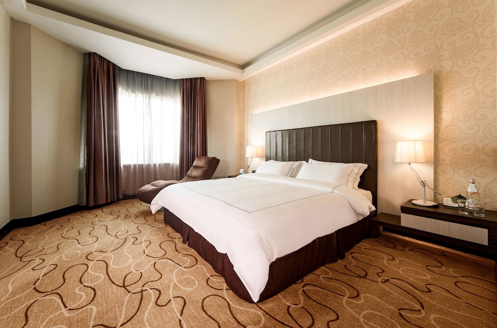 Promenade Hotel Kota Kinabalu 24/67