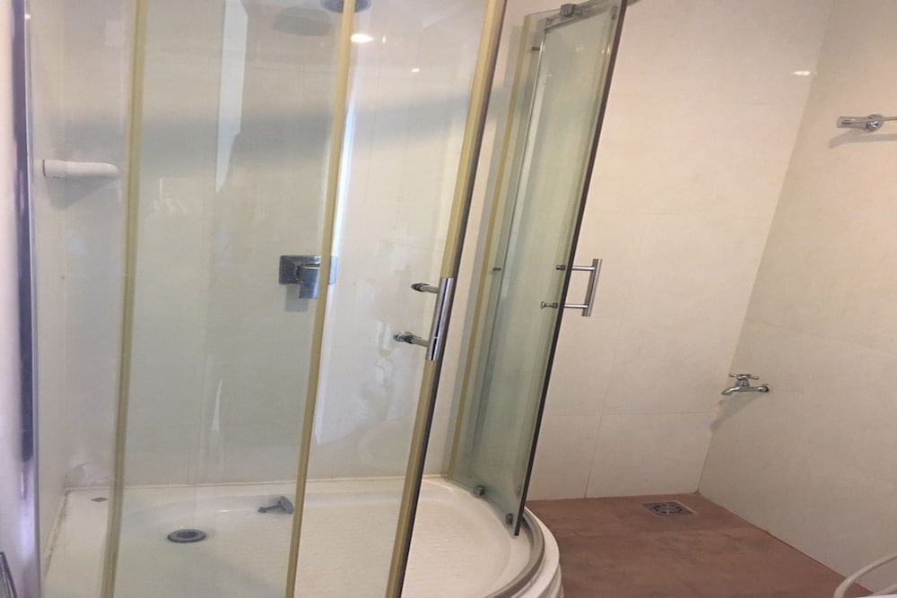 Arcadia Maephim Serviced Apartment 50/50