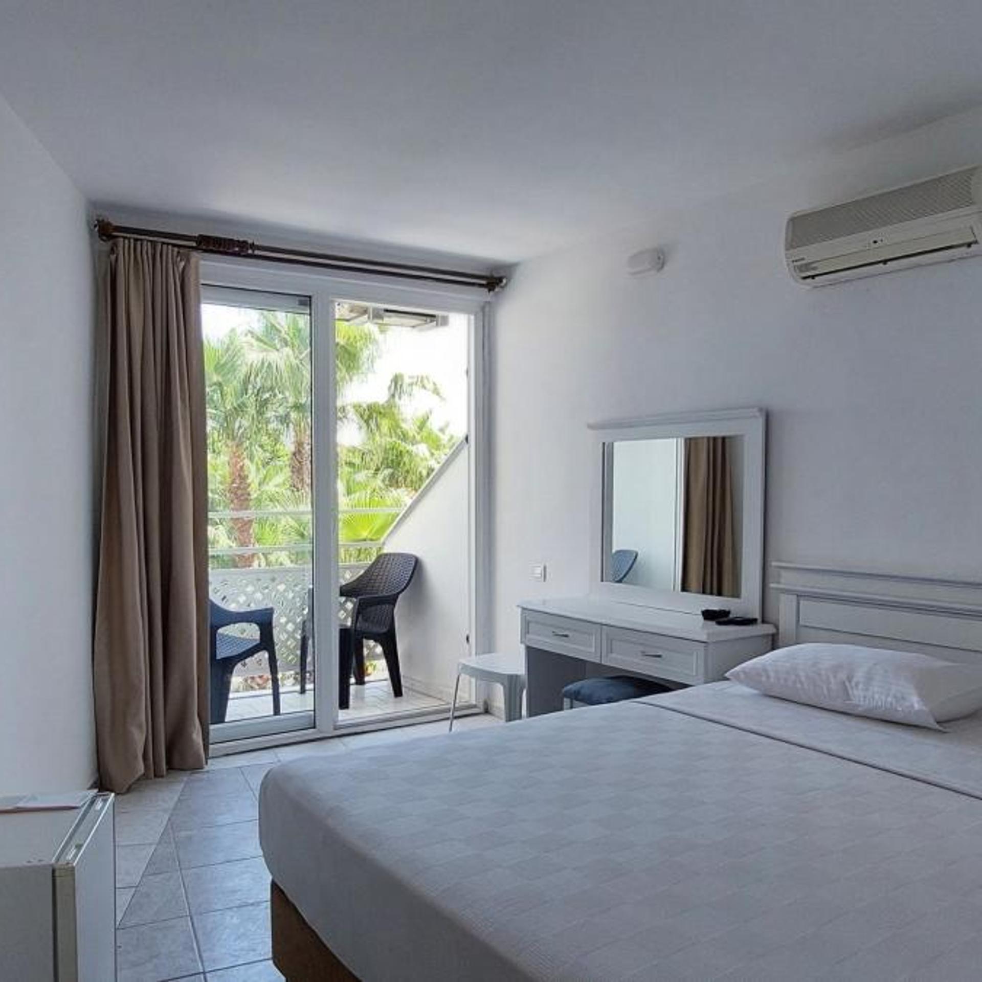 Standard, Double Bed, UK HOTEL KIRIS 4/10