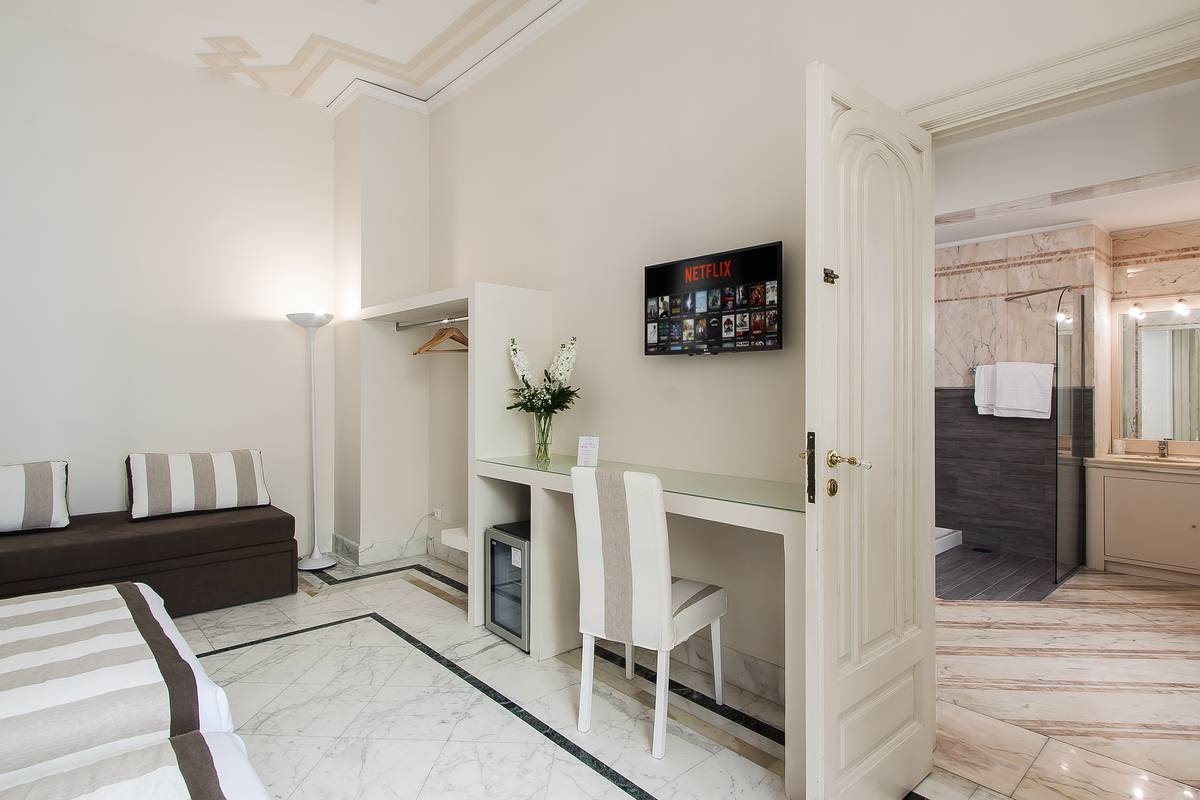 Palazzo Starace 33/50
