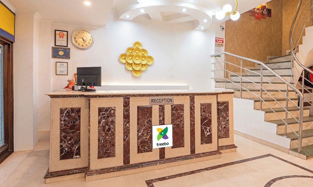 Hotel Paras International 11/49