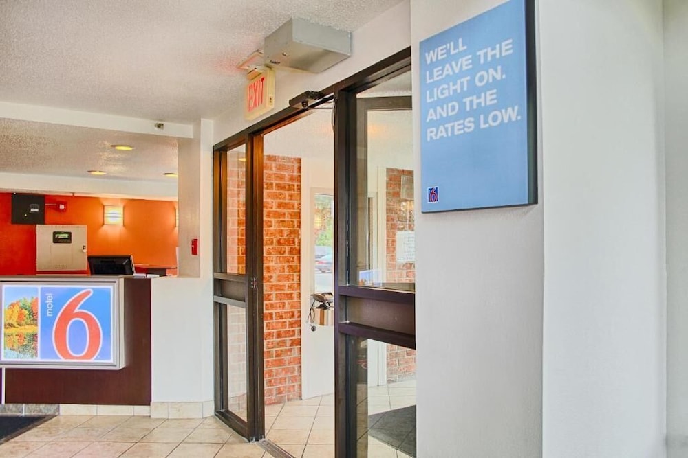 Motel6 East Syracuse, NY - Airport 13/59