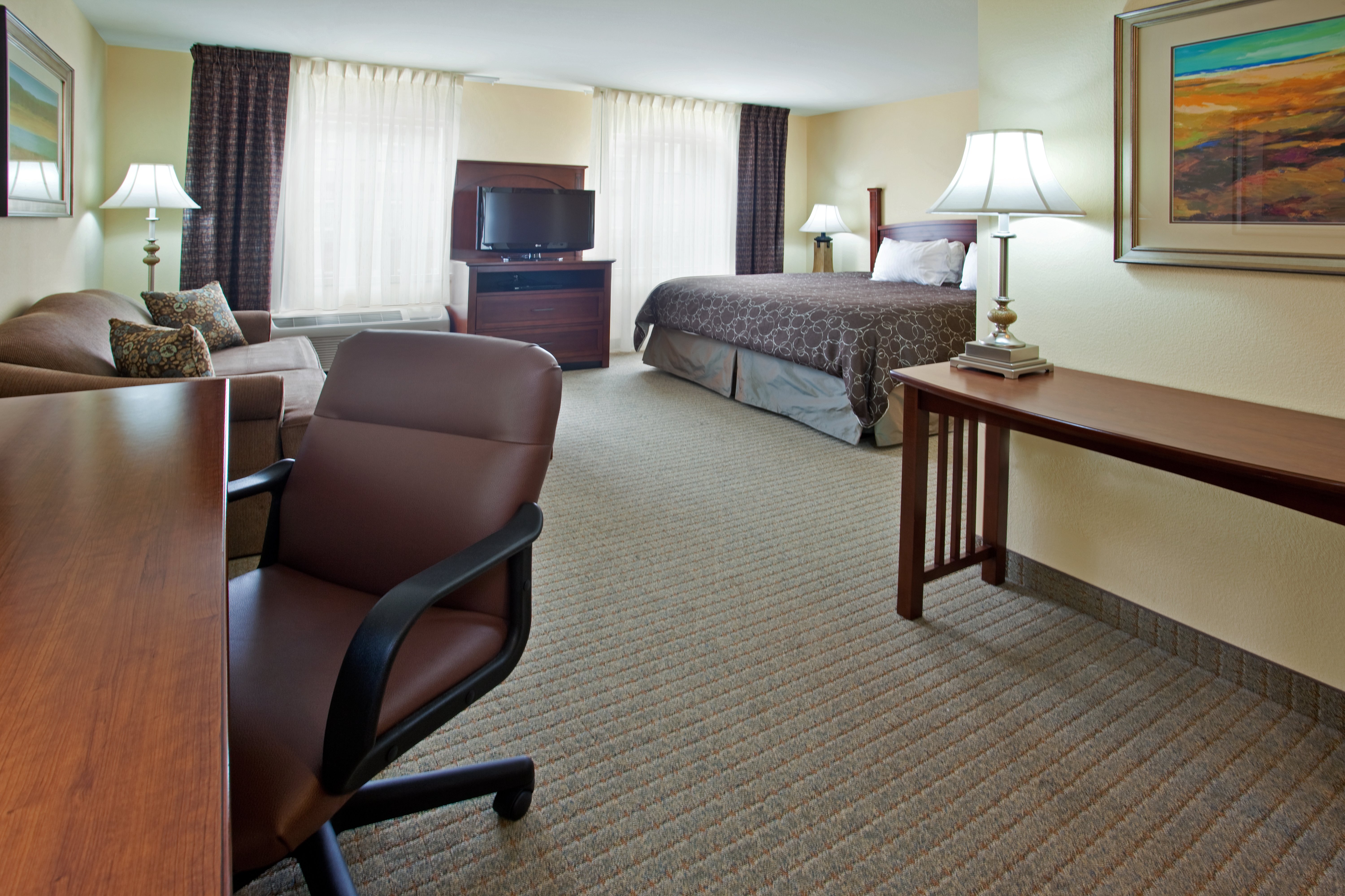 Staybridge Suites Elkhart North 32/55