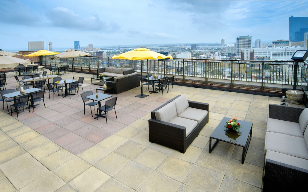 The Claridge Hotel 46/64
