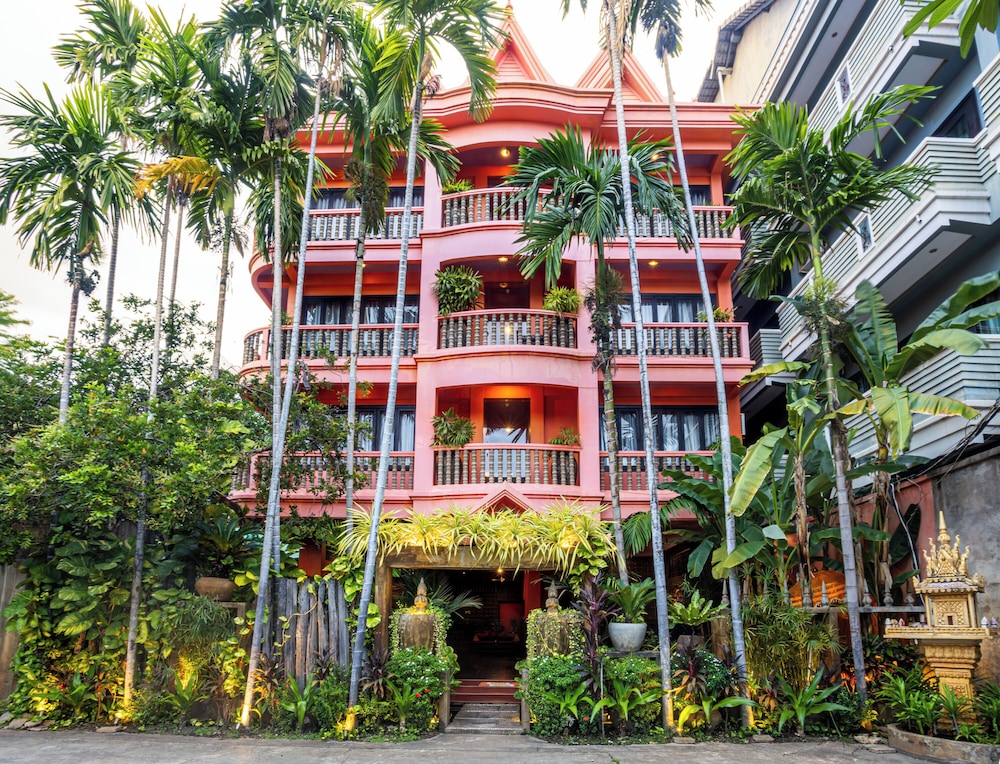 Golden Butterfly Villa 4/50