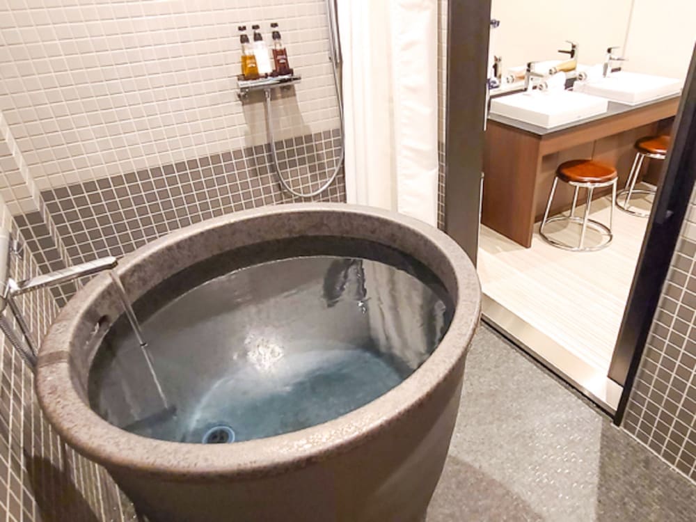 Hotel Livemax Akasaka GRANDE 16/19