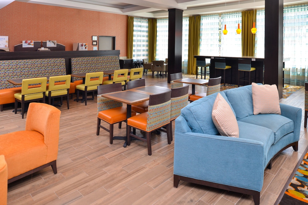 Holiday Inn Express And Suites Austin South 49/67