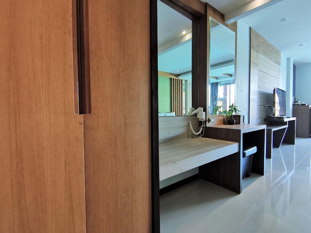 MAI MORN RESORT 48/70