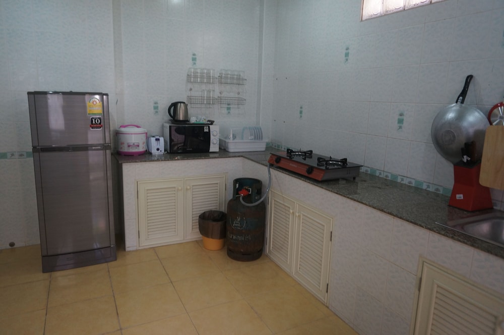 LAMAI APARTMENT 10/65