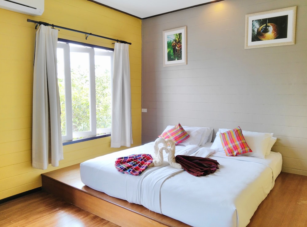 Thanicha Resort Amphawa 45/72