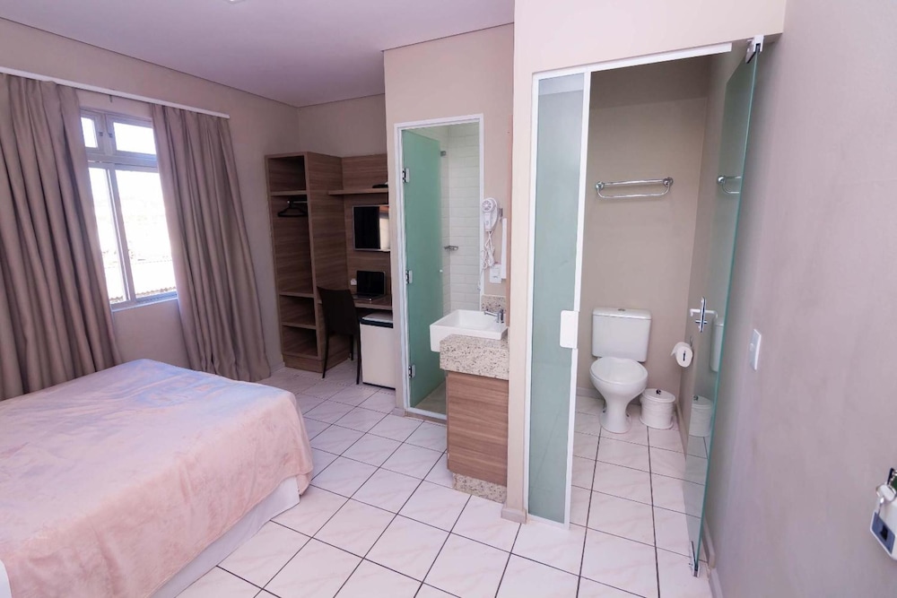 KENNEDY SLIM HOTEL 34/63