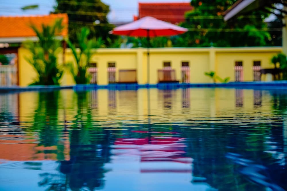 Taratai Villa 13/57