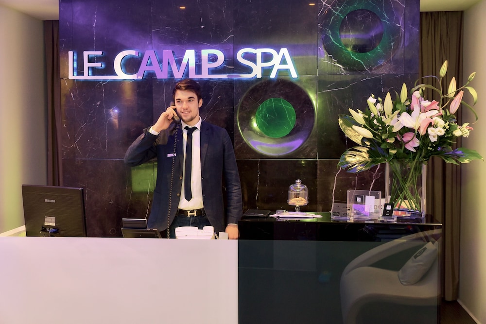 Le Camp Resort 9/74