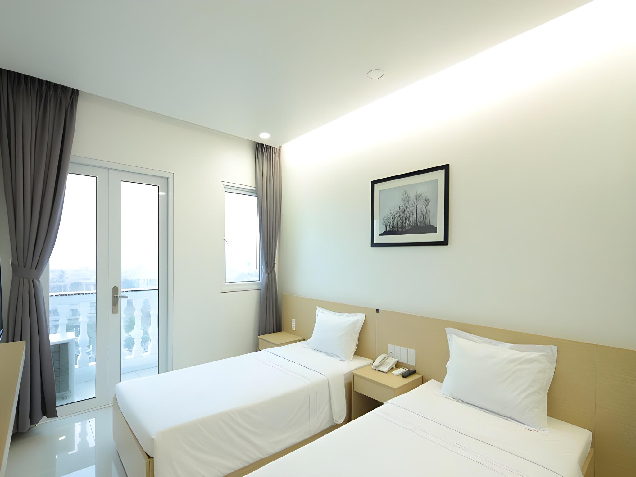 Hung Cuong Hotel 12/32