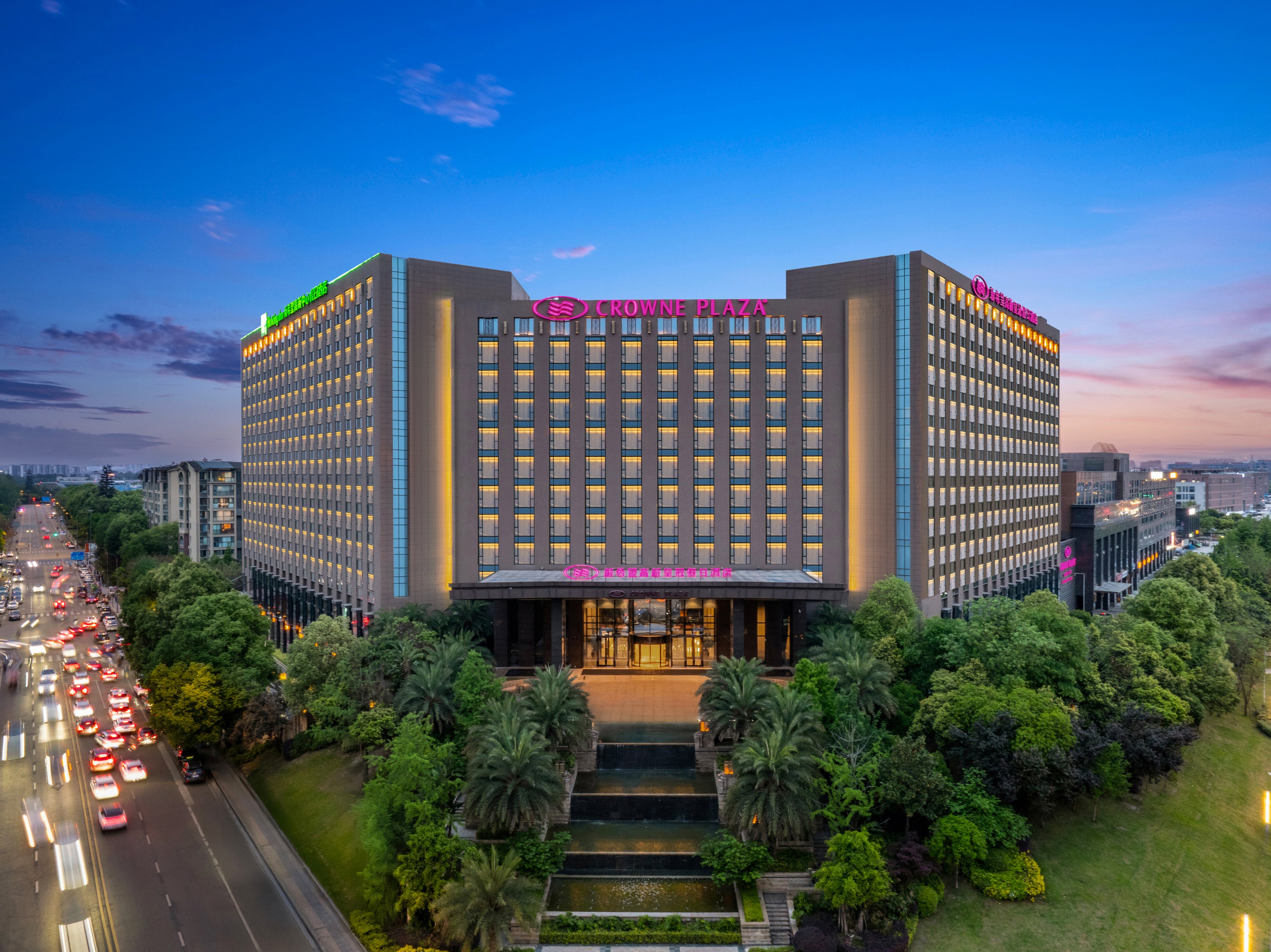 Crowne Plaza CHENGDU WEST 6/81