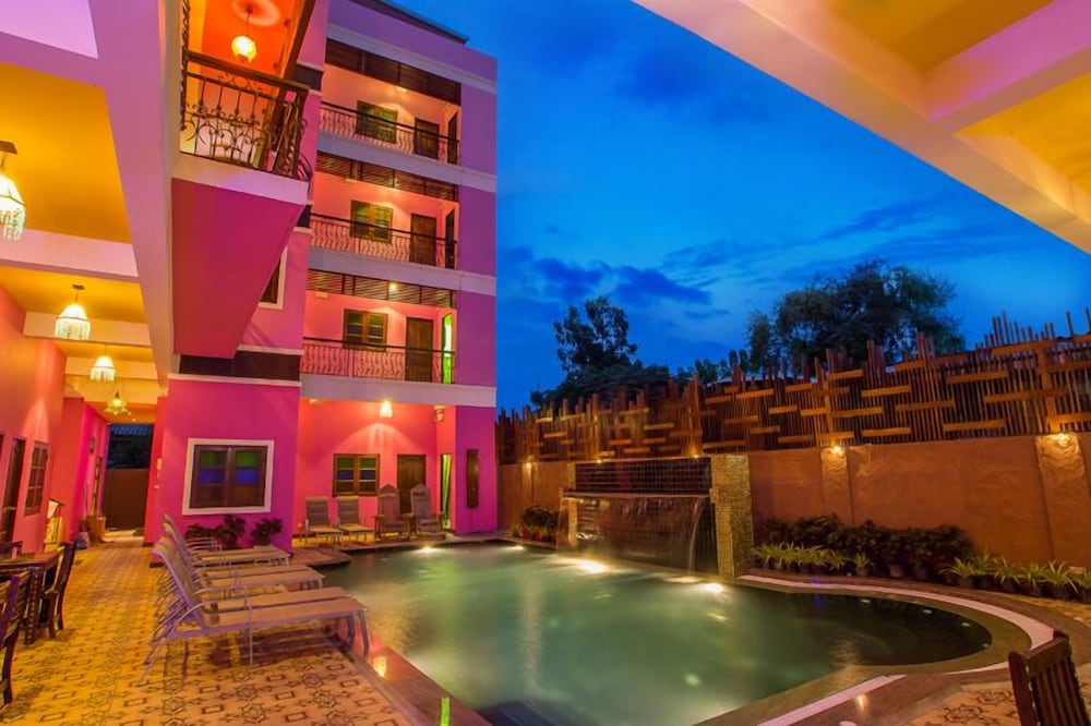 CHANGPUAK BOUTIQUE HOUSE 51/57