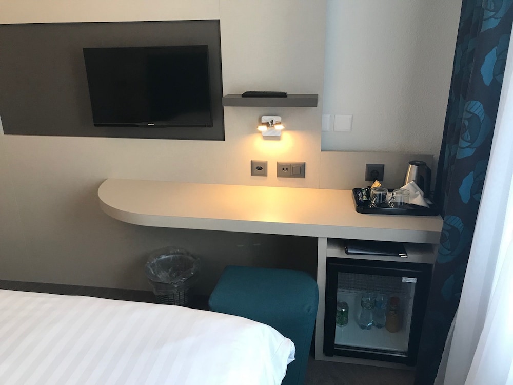 Admiral Hotel 27/48