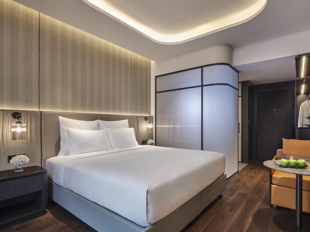 Pullman Singapore Hill Street 16/50