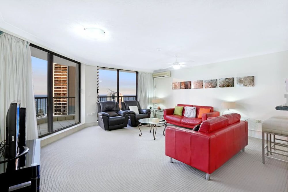 Genesis Holiday Apartments 45/76
