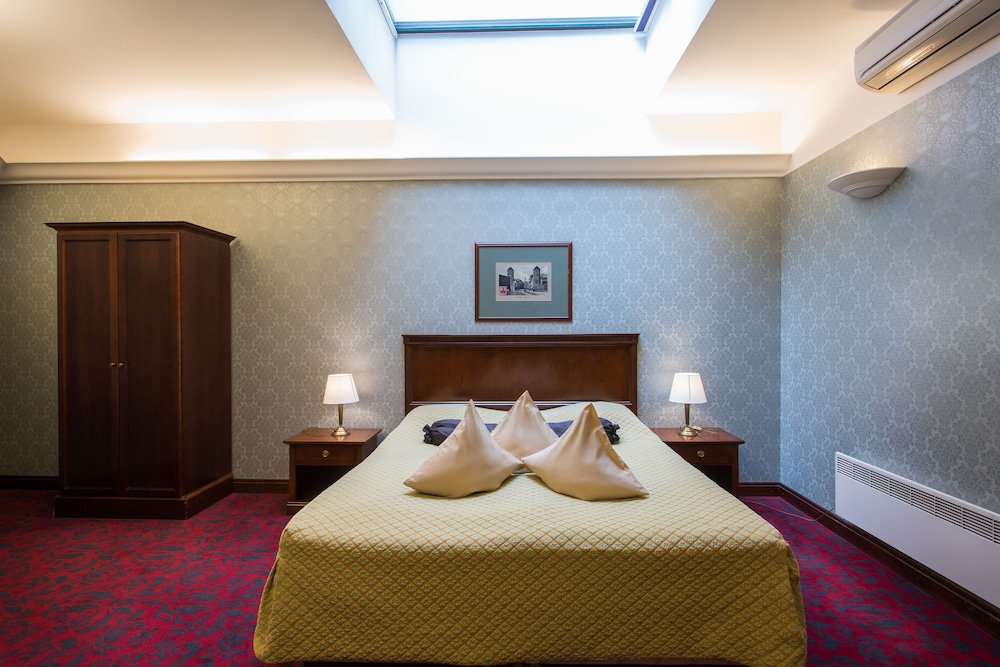 Hestia Hotel Barons 24/50