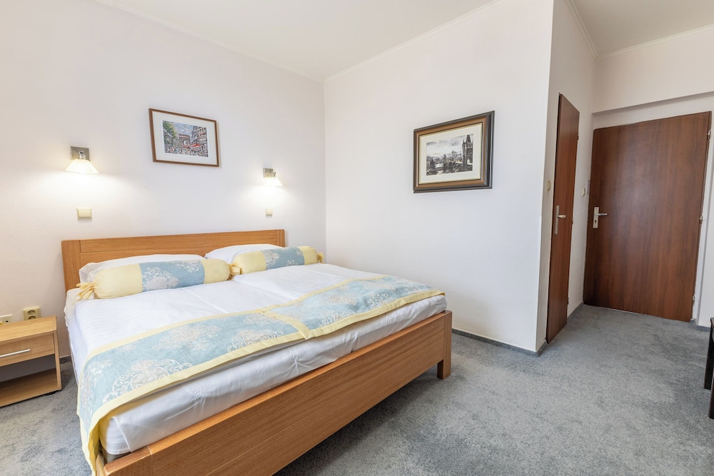Hotel Wilhelm 14/50