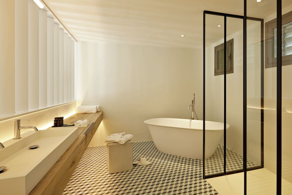 Hotel Mas Lazuli 46/50