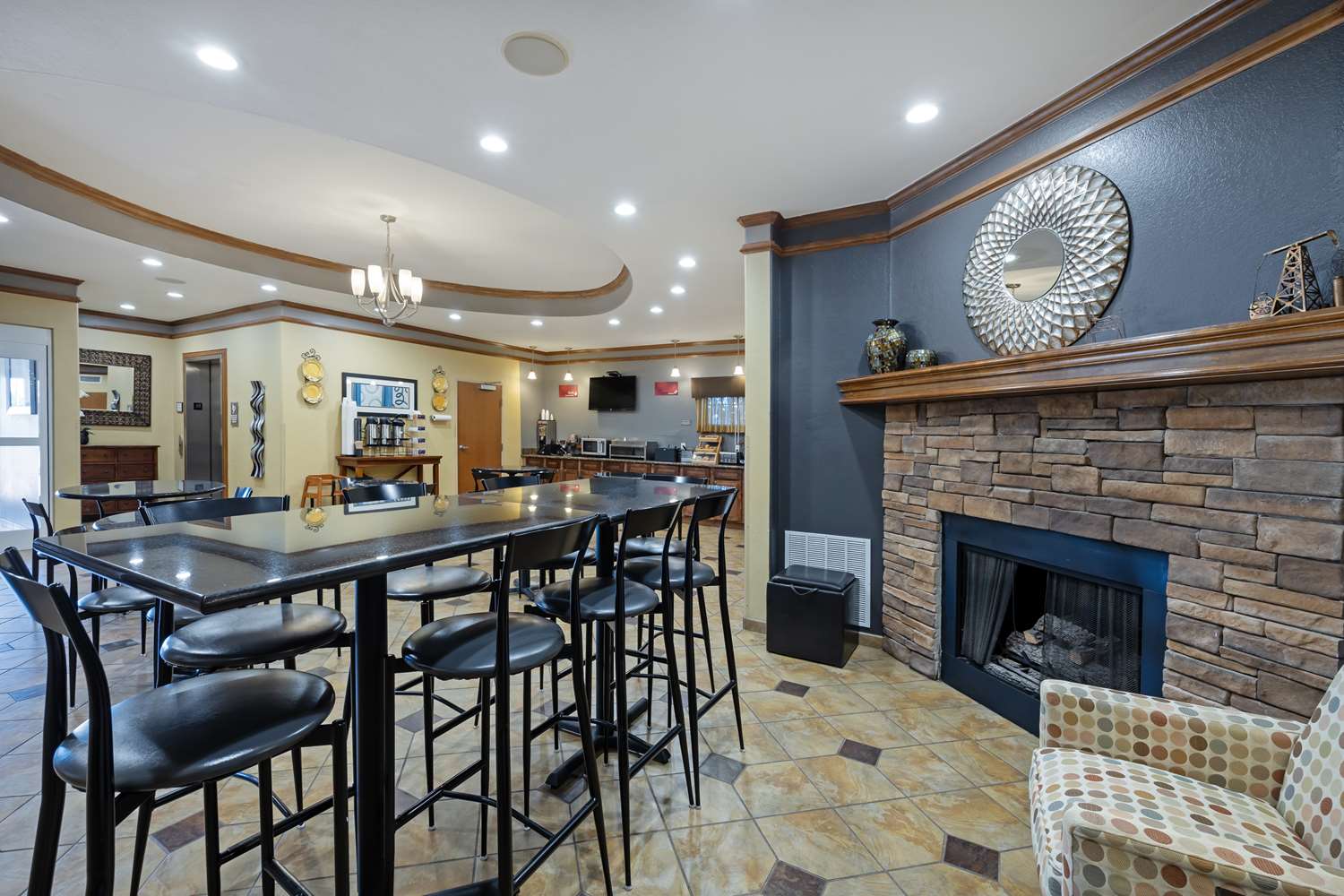 Best Western Plus Guymon Hotel & Suites 23/35