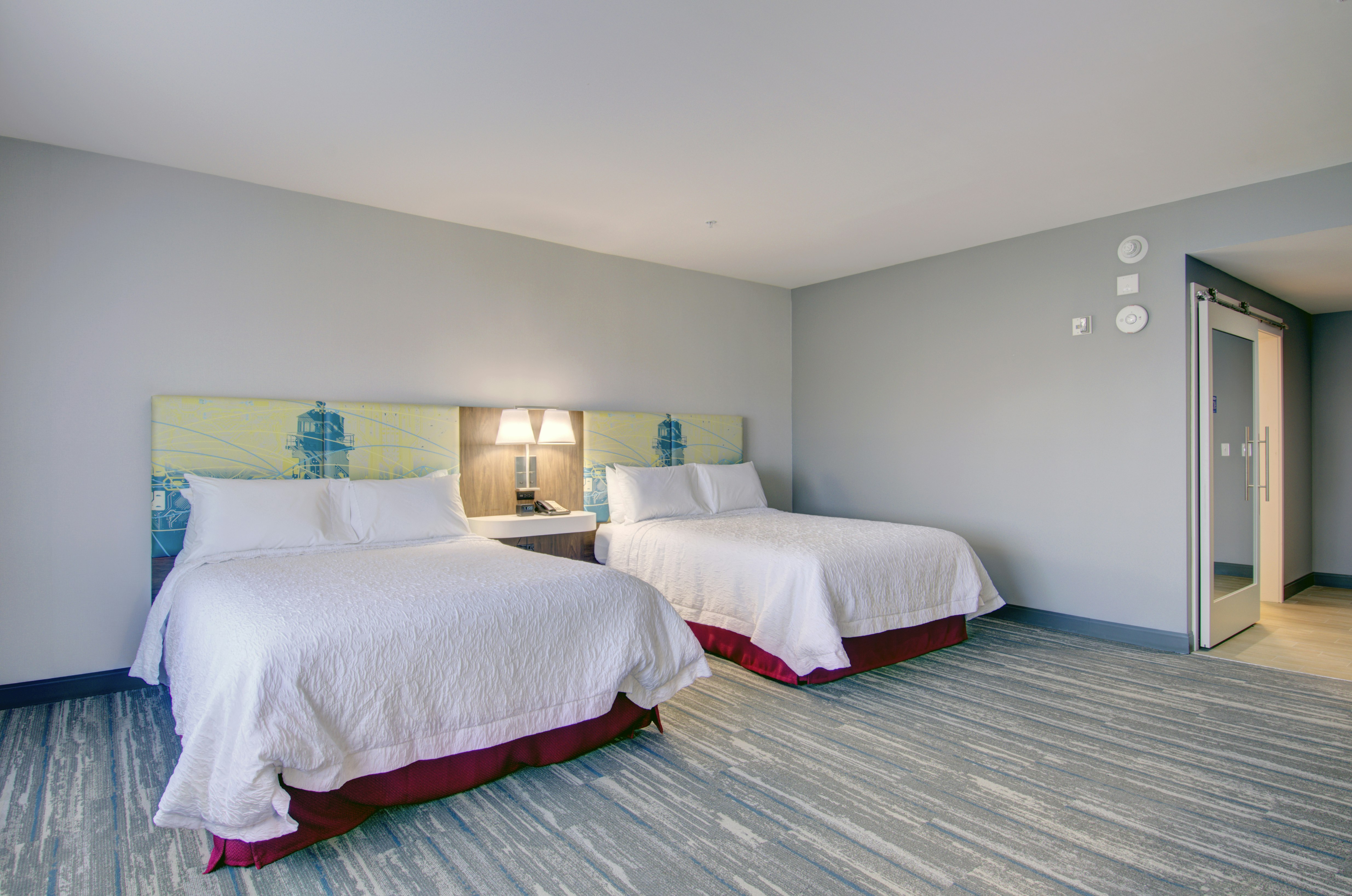 Hampton Inn Suites Portland Me 10/59