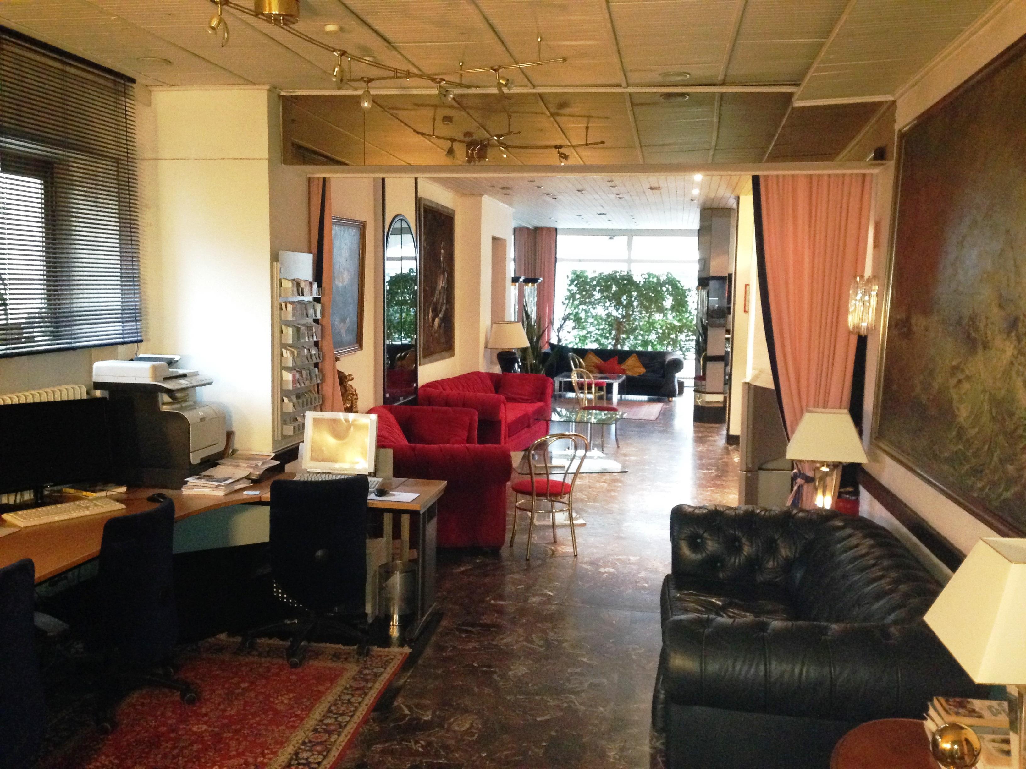 Hotel Montree 11/18
