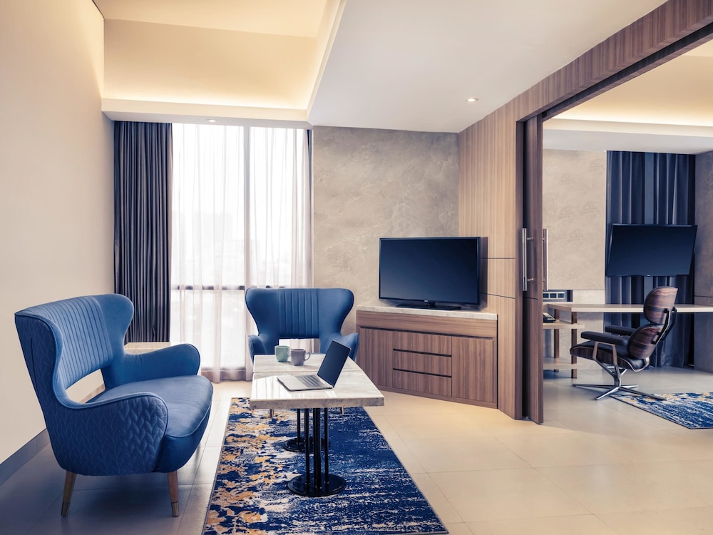 MERCURE BANDUNG CITY CENTRE 44/75
