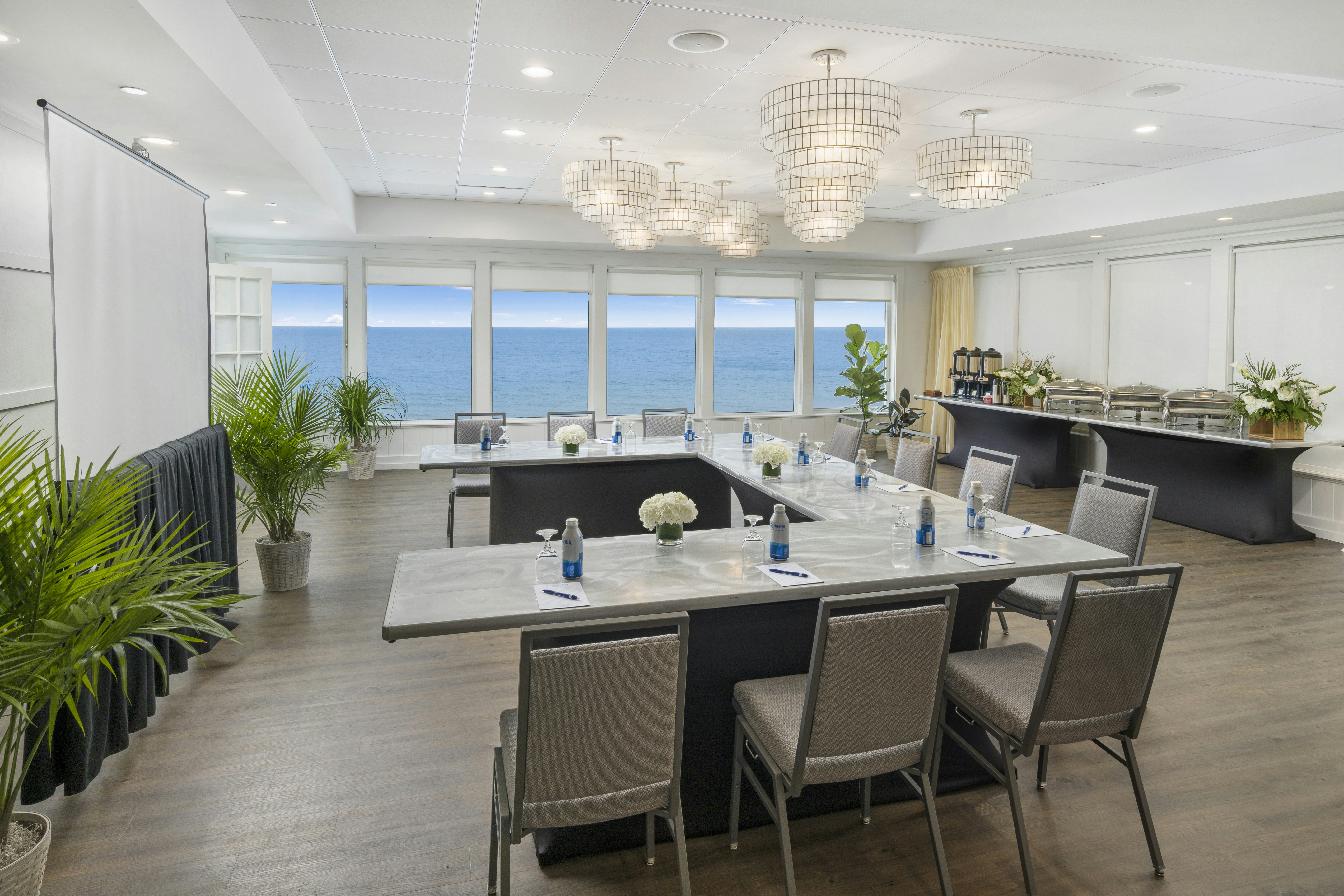Sea Crest Beach Resort 30/50