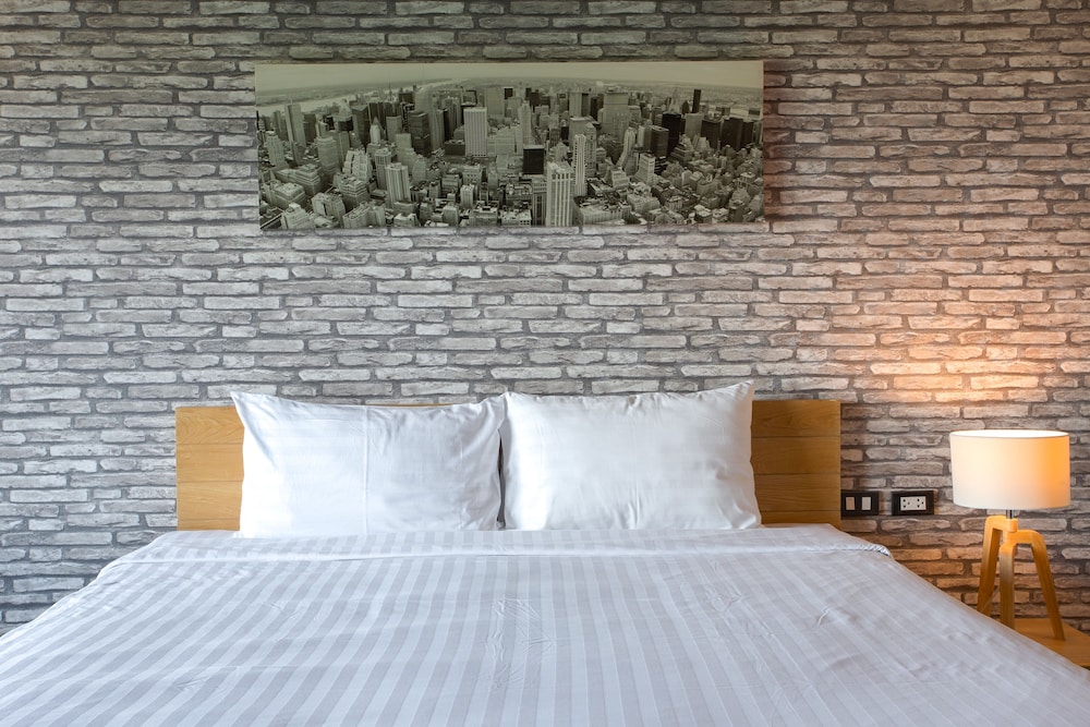 Get Zleep Premium Budget Hotel 11/59