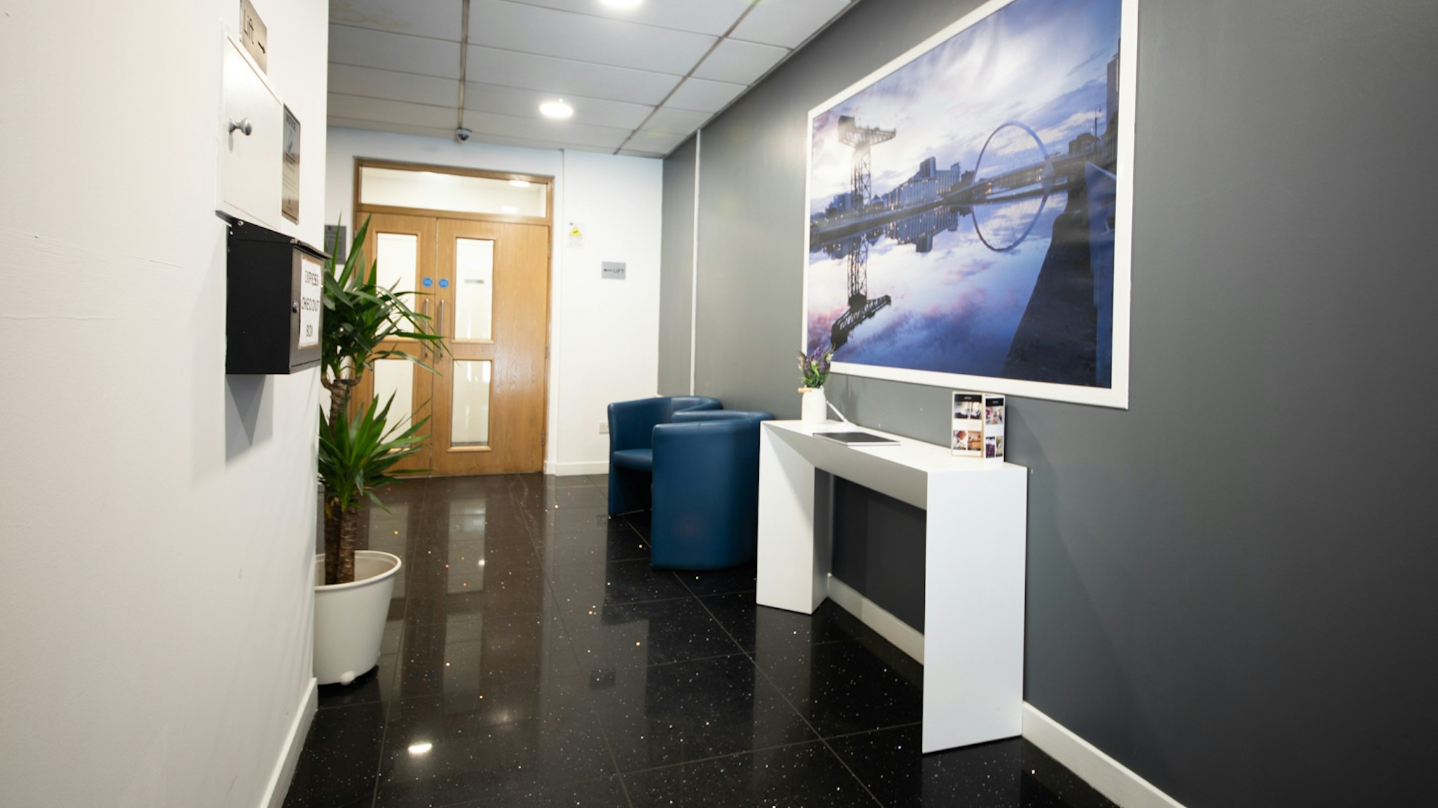 The Spires Serviced Apartments Glasgow 12/13