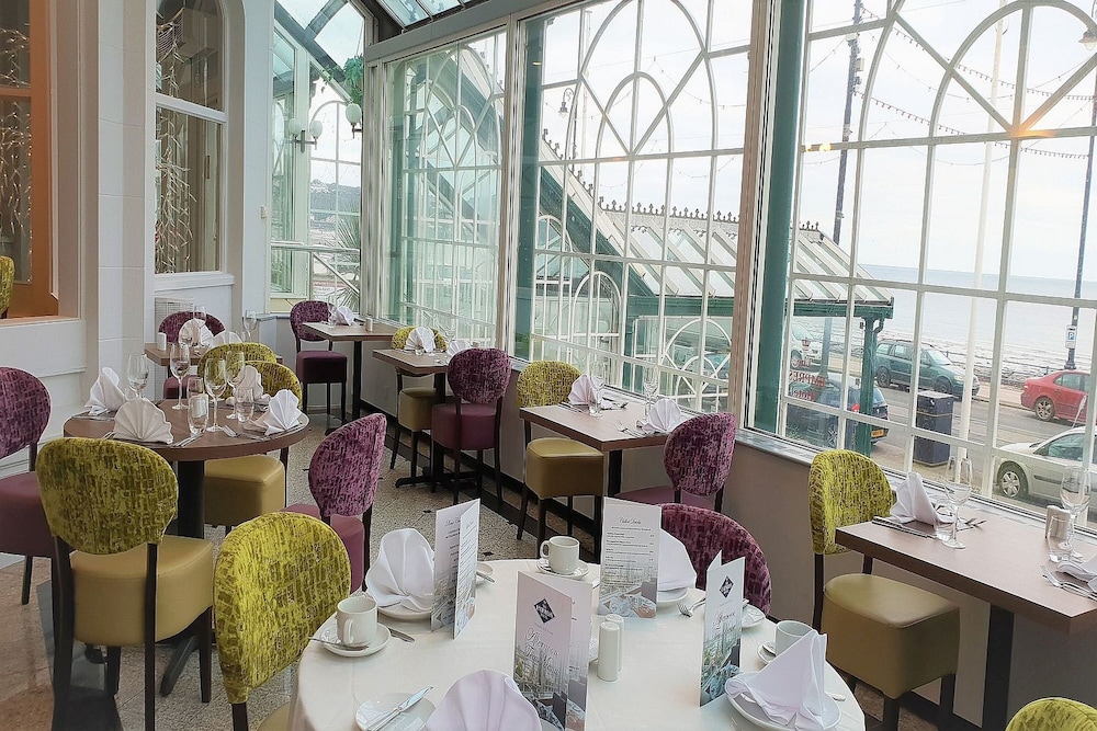 The Empress Hotel 43/64